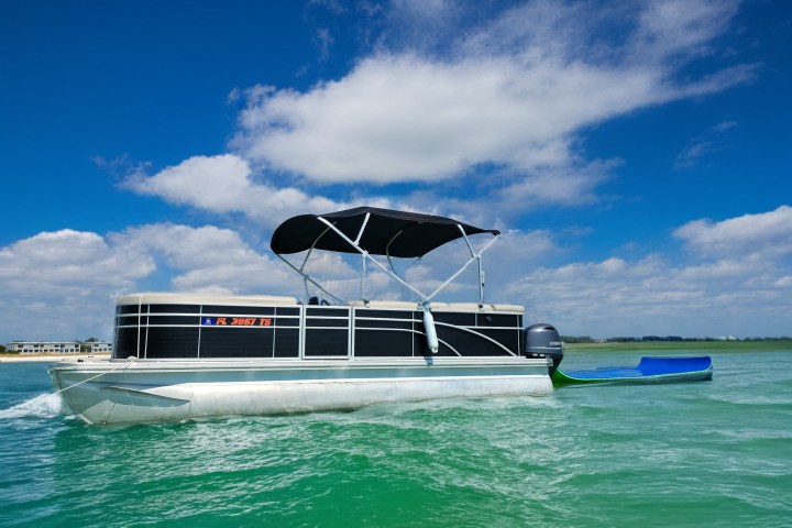 a small boat in a body of water